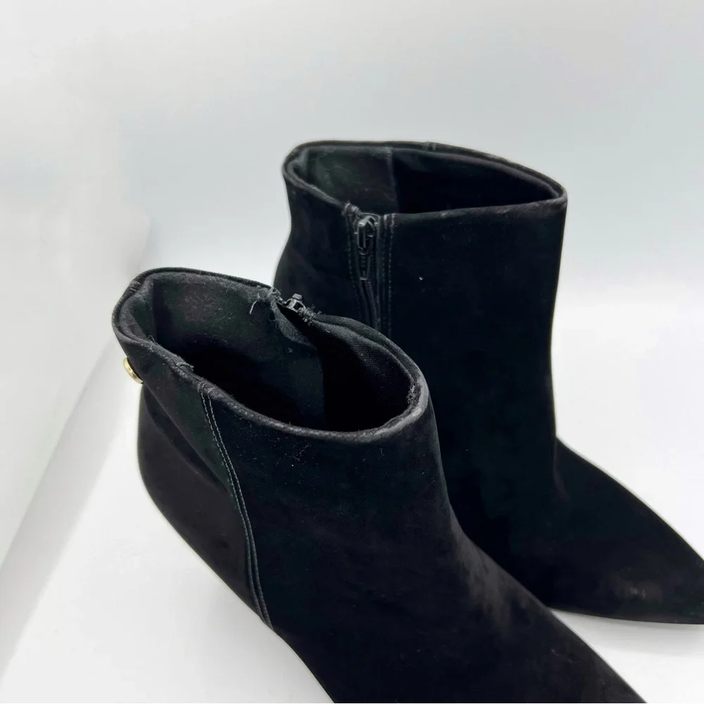 Vizzano Black Suede Velvet Ankle Bootie Size 8 Pointed Toe Stiletto Heel